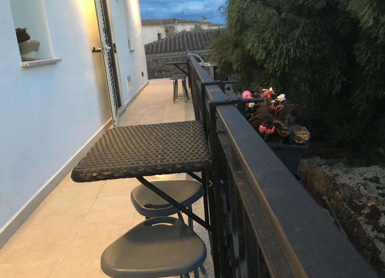 B&B Somiar San Teodoro  Esterno foto