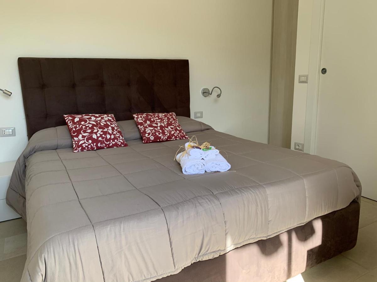 B&B Somiar San Teodoro  Esterno foto