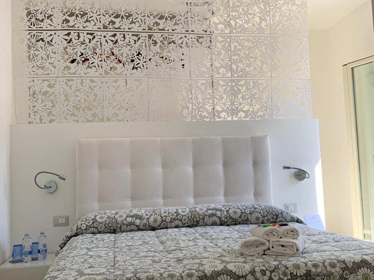 B&B Somiar San Teodoro  Esterno foto
