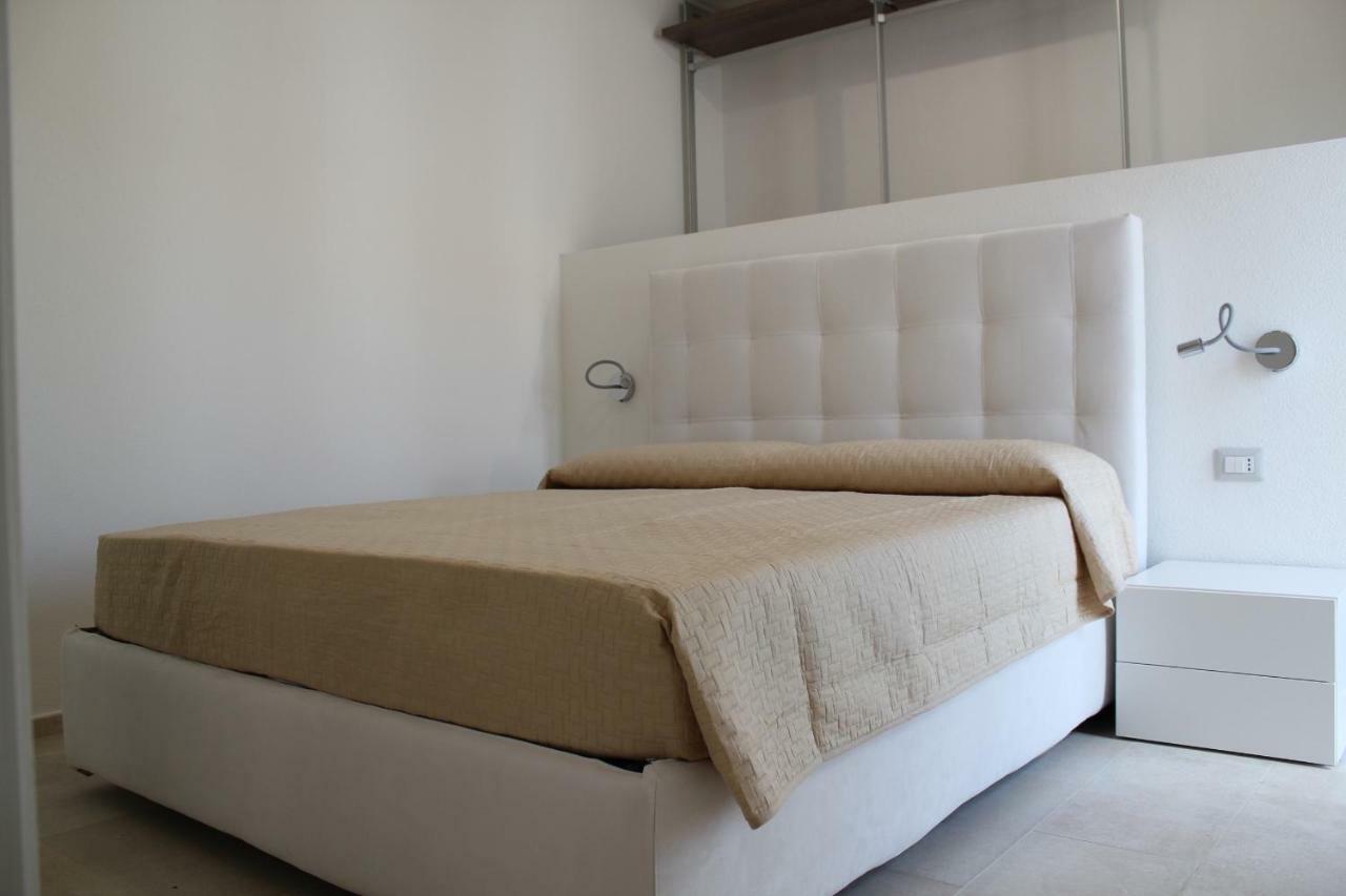 B&B Somiar San Teodoro  Esterno foto